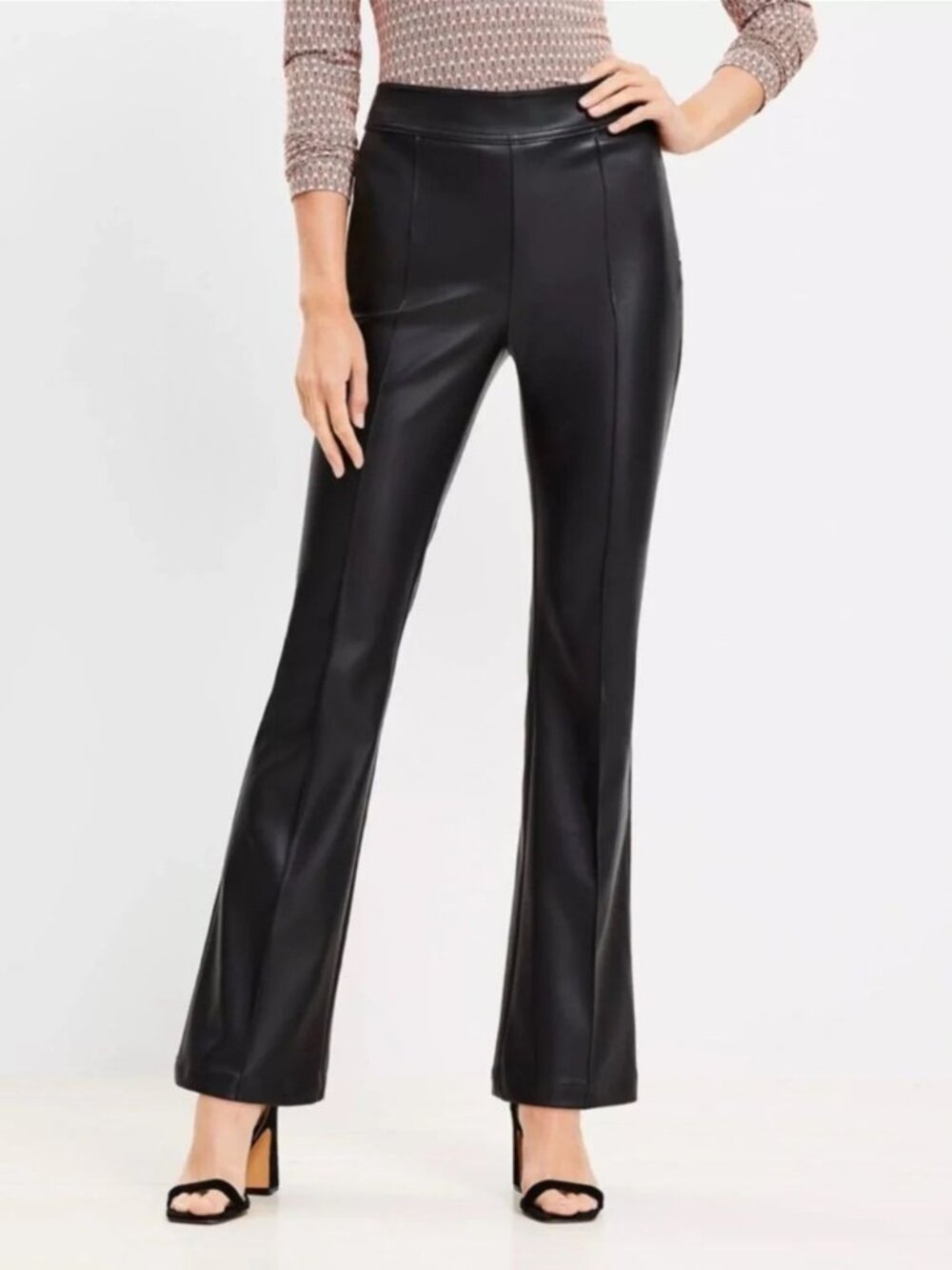 Loft Black Faux Leather Side Zip Pants Size 4 NWT